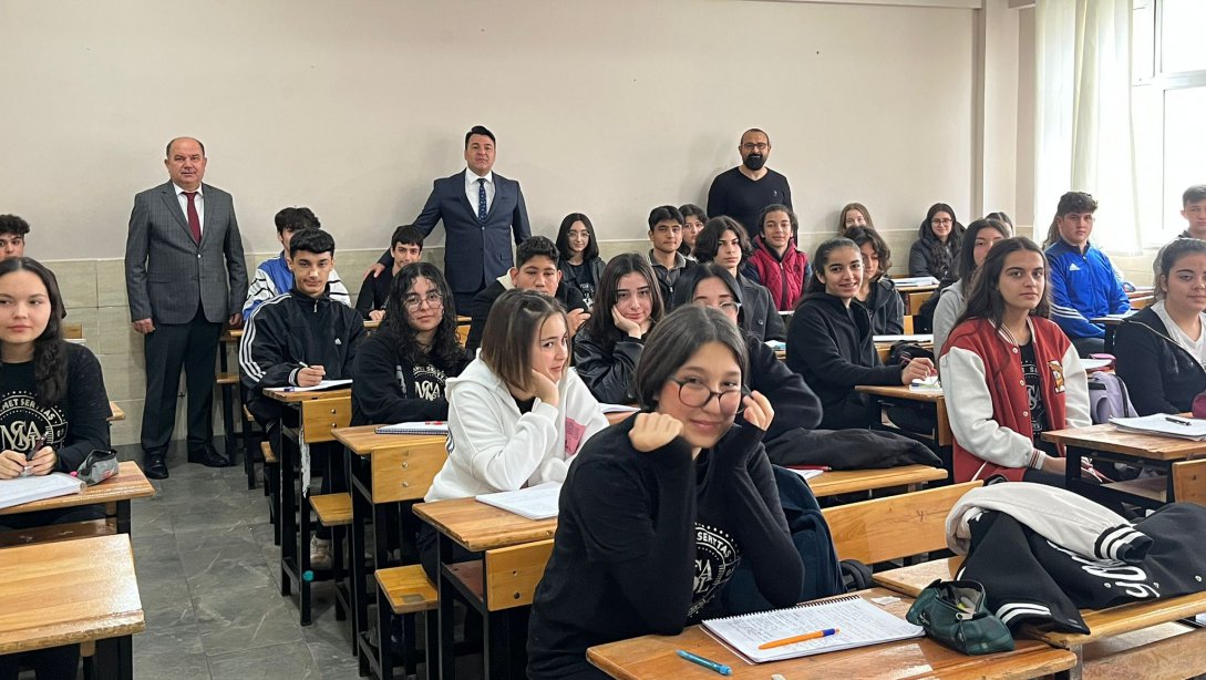 İlçe Milli Eğitim Müdürü Sayın Oğuzhan TÜLÜCÜ, Mehmet Serttaş Anadolu Lisesi'ni Ziyaret Etti