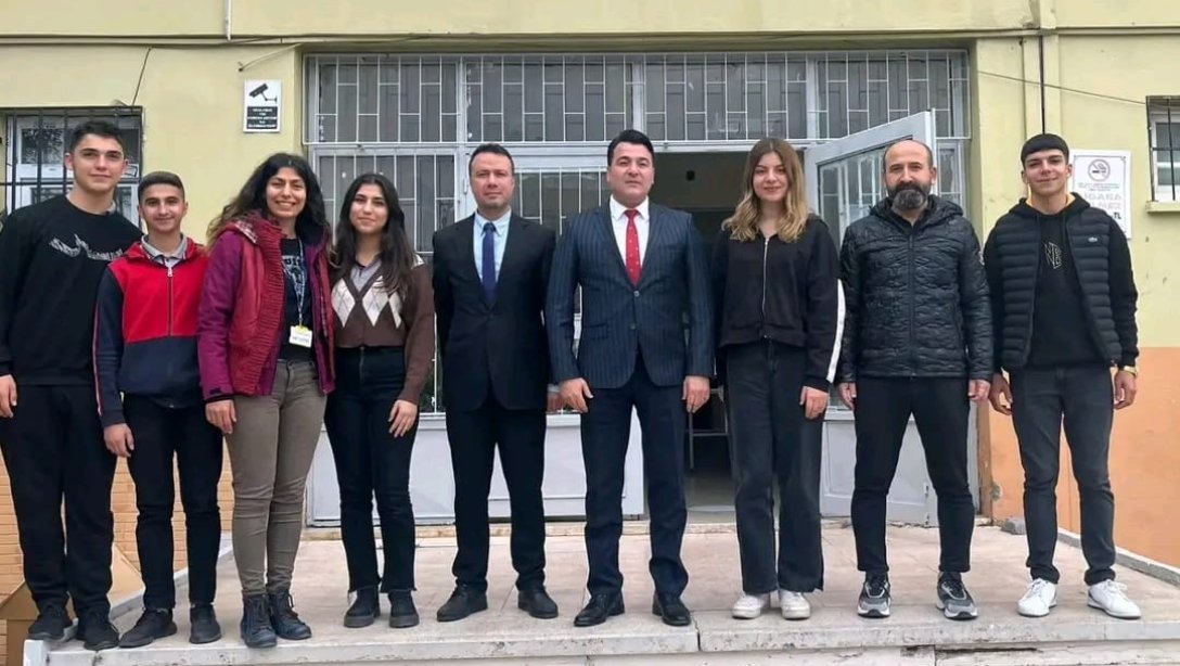 İlçe Milli Eğitim Müdürümüz Sayın Oğuzhan TÜLÜCÜ, Hüseyin Okan Merzeci Anadolu Lisesi'ni Ziyaret Etti