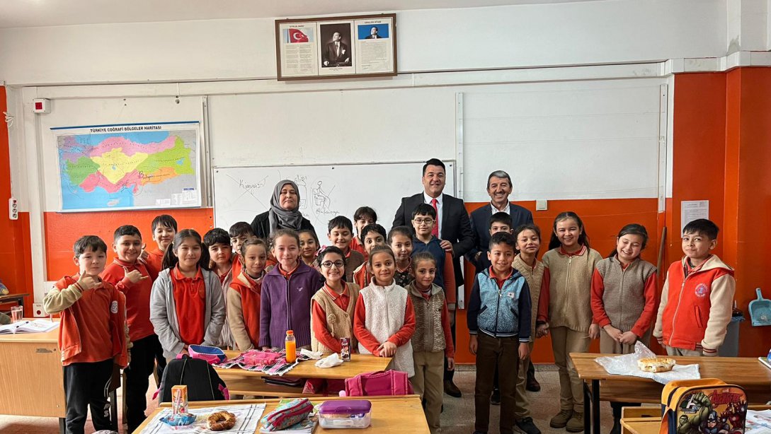 İlçe Milli Eğitim Müdürü Sayın Oğuzhan TÜLÜCÜ, Osmaniye İlkokulu'nu Ziyaret Etti