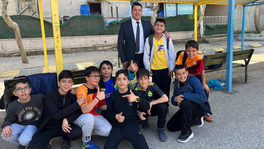 İlçe Milli Eğitim Müdürü Sayın Oğuzhan TÜLÜCÜ, Rıfat Argün Ortaokulu'nu Ziyaret Etti